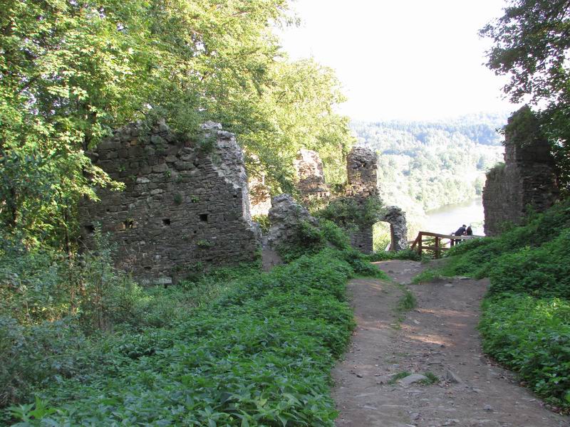 Zamek Manasterzec - Zamek Sobień Widok z zamku wysokiego