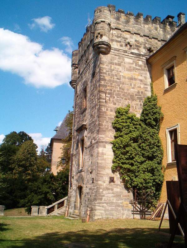 Zamek Kliczków Wieża