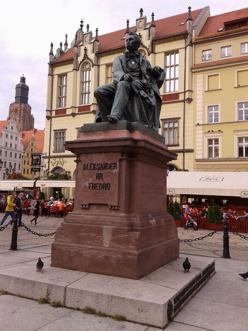 Zamek Wrocław Pomnik Aleksandra Fredry
