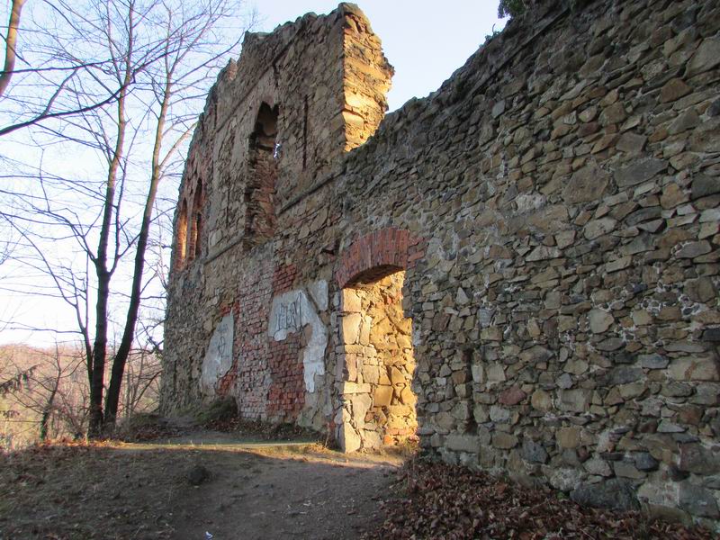 Zamek Stary Książ Ściana zachodnia