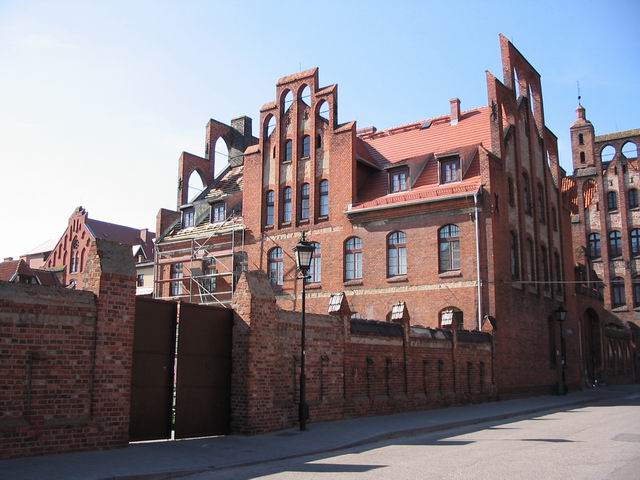 Zamek Chełmno Klasztor Sióstr Miłosierdzia...