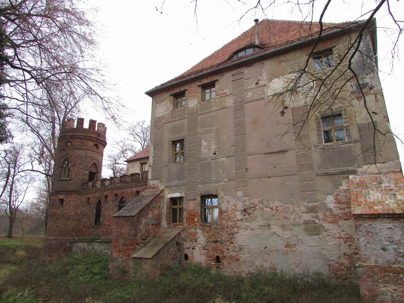Zamek Broniszów Widok od strony południowej