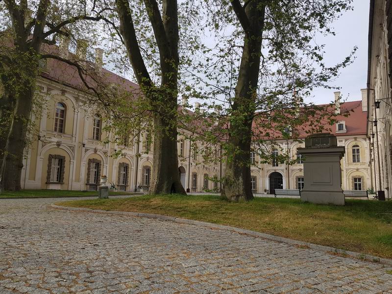 Zamek Żagań Pałac Lobkowitzów w Żaganiu - strona wschodnia