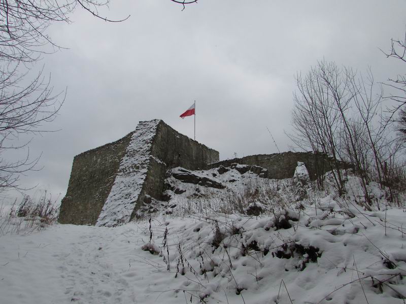 Zamek Muszyna Fragment muru obronnego