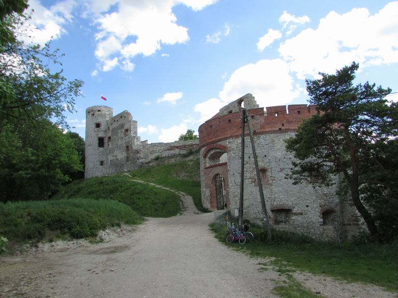 Zamek Rudno Wejście do zamku
