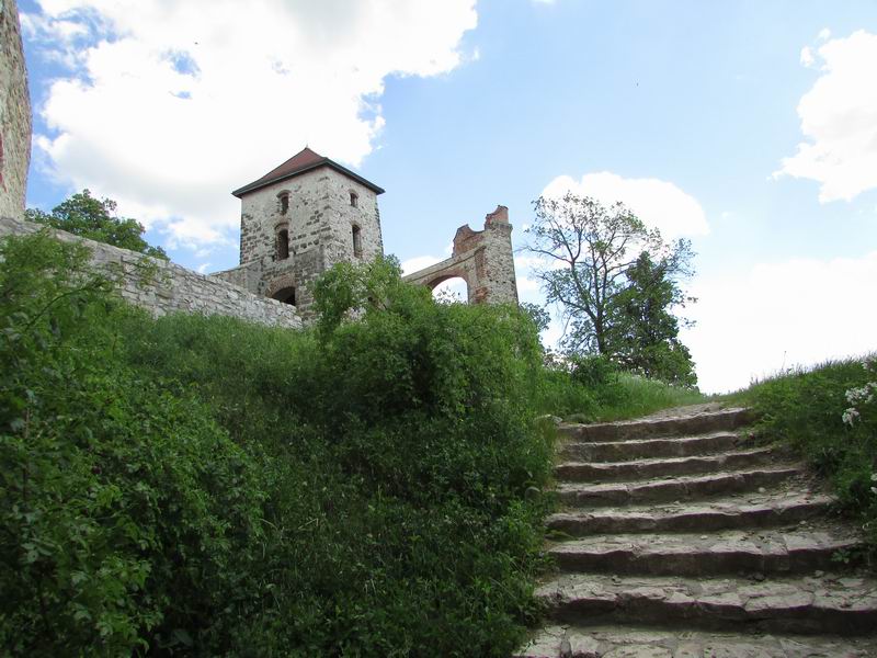 Zamek Rudno Schody do zamku górnego