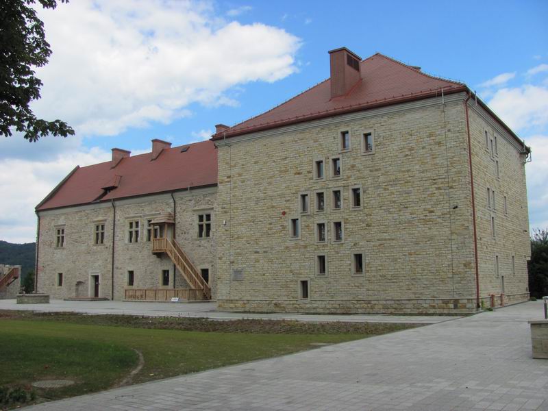 Zamek Sanok Odnowiony zamek