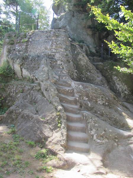 Zamek Odrzykoń Kamienne schody