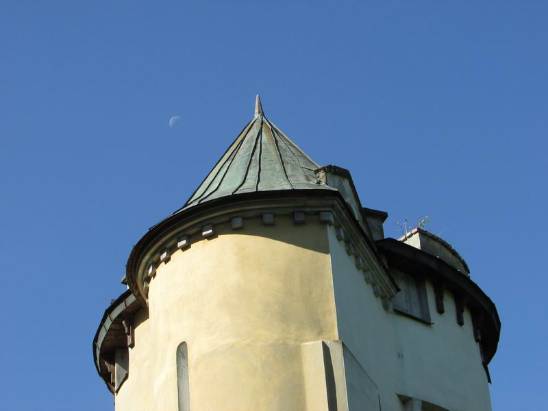 Zamek Zawada Wieża