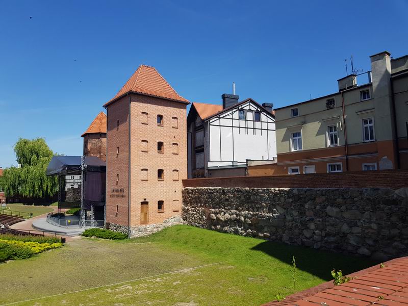 Zamek Chojnice Baszta Wronia