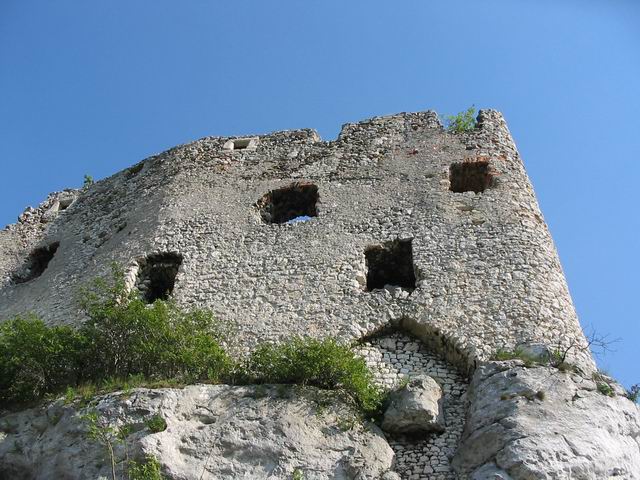 Zamek Mirów Wieża