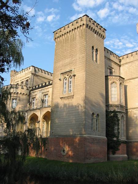 Zamek Kórnik Zamek od strony zachodniej