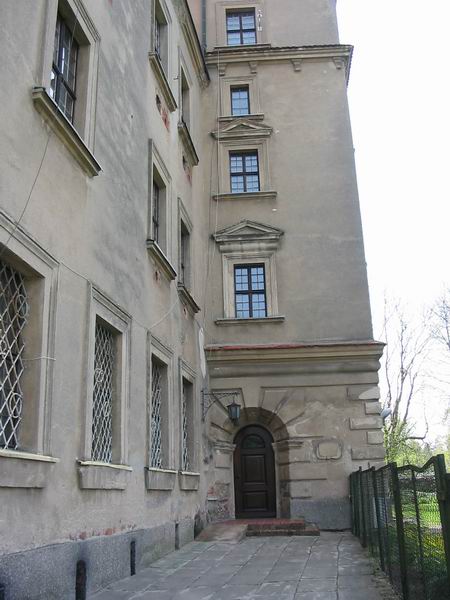 Zamek Płoty zamek von der Ostenów Wejście boczne
